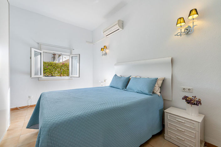 Image No.12-2 Bed Apartment for sale