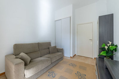 15-11d12f2f454f2f5e9b981fdd8b901d51