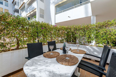 2-5bd7b9d04b45e33852eaf0ec6670150d