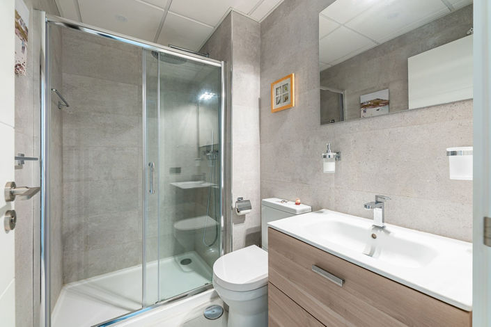 Image No.18-4 Bed Apartment for sale