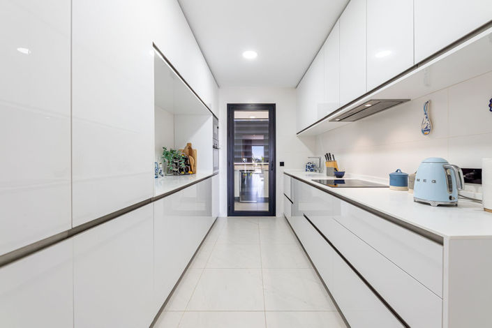 Image No.7-4 Bed Apartment for sale