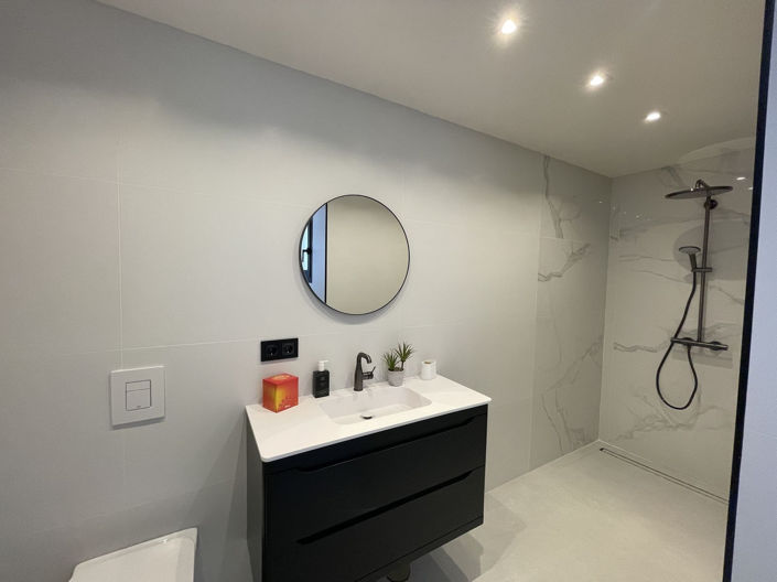 Image No.19-7 Bed Villa for sale