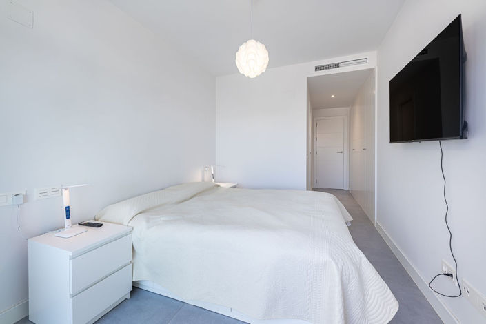 Image No.15-3 Bed Apartment for sale