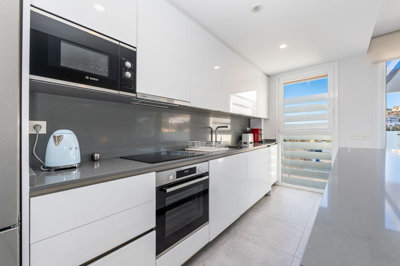 7-aa4cc561180b369757c0bb4af9886cd3