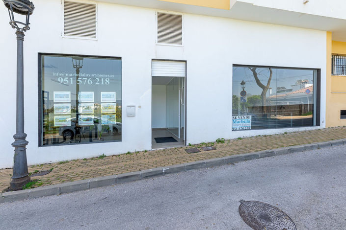 Image No.12-Commercial for sale
