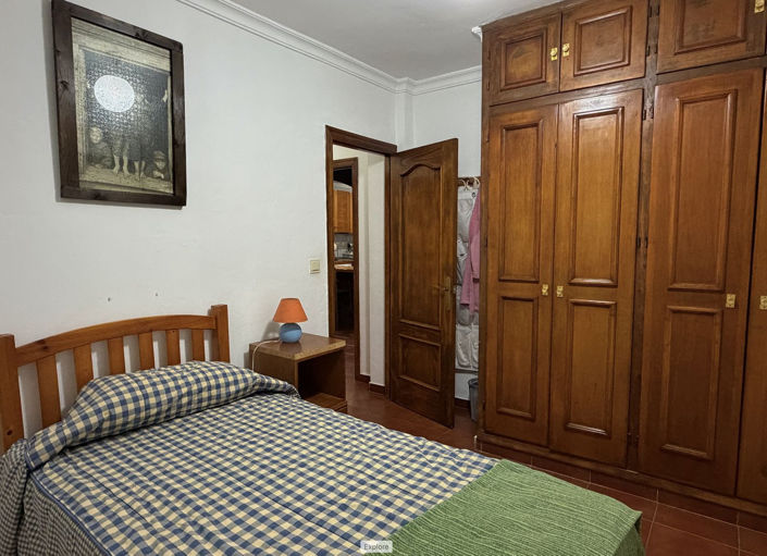 Image No.15-6 Bed Villa for sale