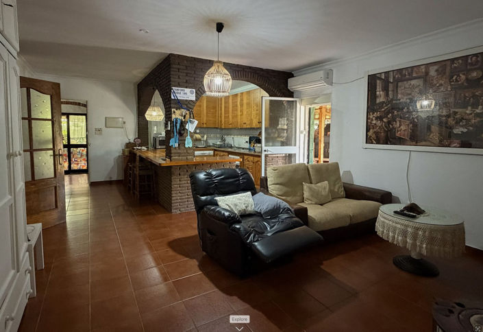 Image No.6-6 Bed Villa for sale