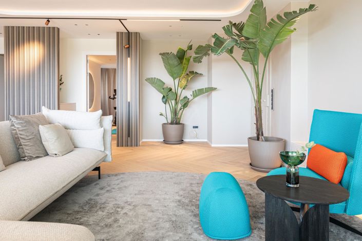 Image No.17-4 Bed Flat for sale