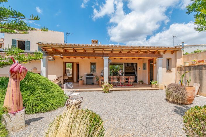 Image No.11-4 Bed Property for sale