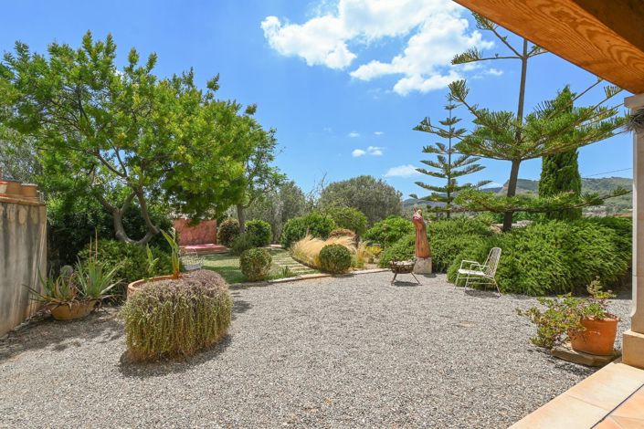 Image No.18-4 Bed Property for sale