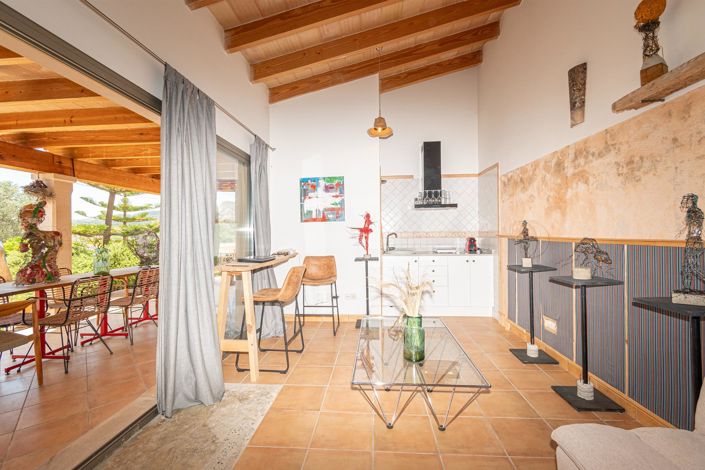 Image No.23-4 Bed Property for sale