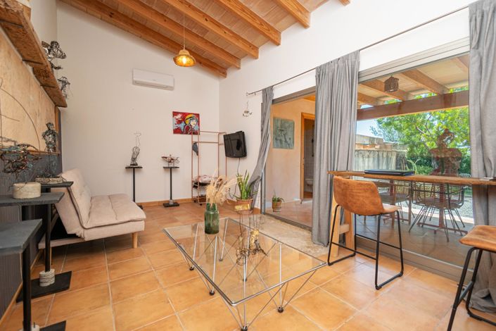 Image No.24-4 Bed Property for sale