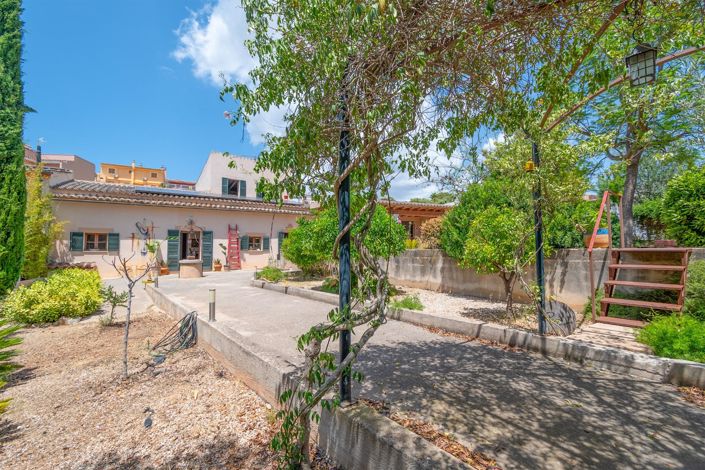 Image No.45-4 Bed Property for sale