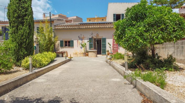 Image No.50-4 Bed Property for sale