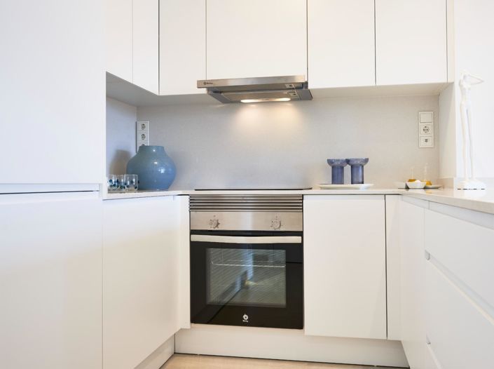 Image No.30-2 Bed Flat for sale