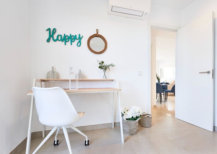 Image No.43-2 Bed Flat for sale