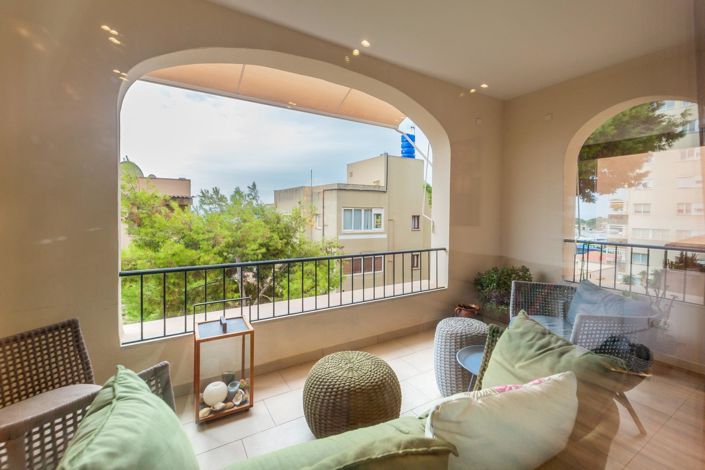 Image No.19-3 Bed Flat for sale