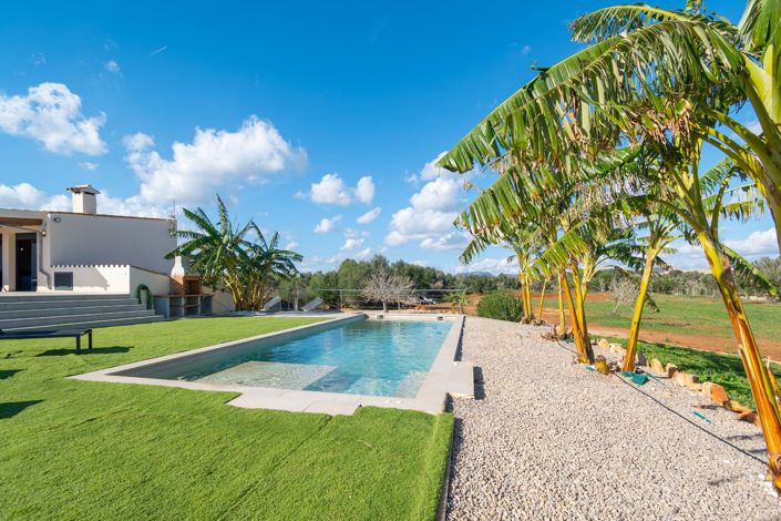 Image No.14-5 Bed Country House for sale