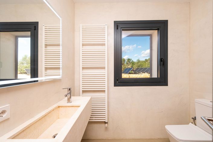 Image No.46-5 Bed Country House for sale