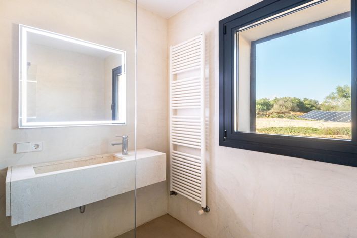 Image No.47-5 Bed Country House for sale