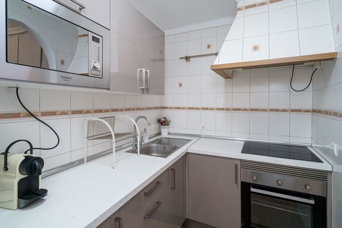 Image No.17-2 Bed Flat for sale