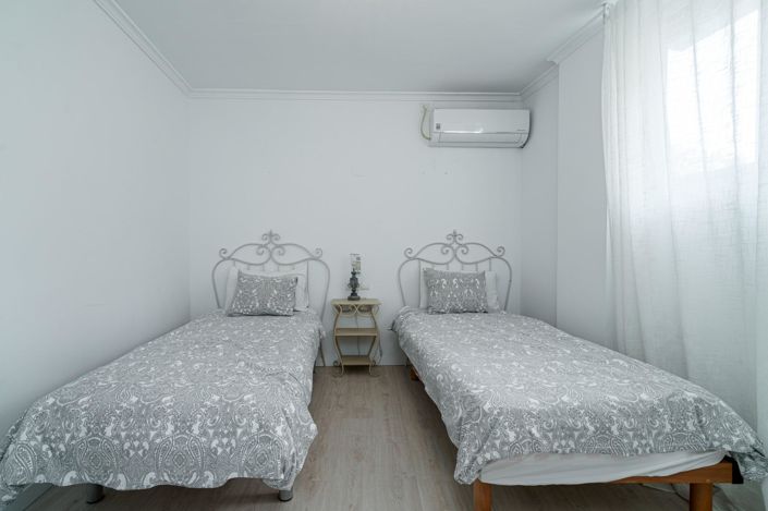 Image No.22-2 Bed Flat for sale