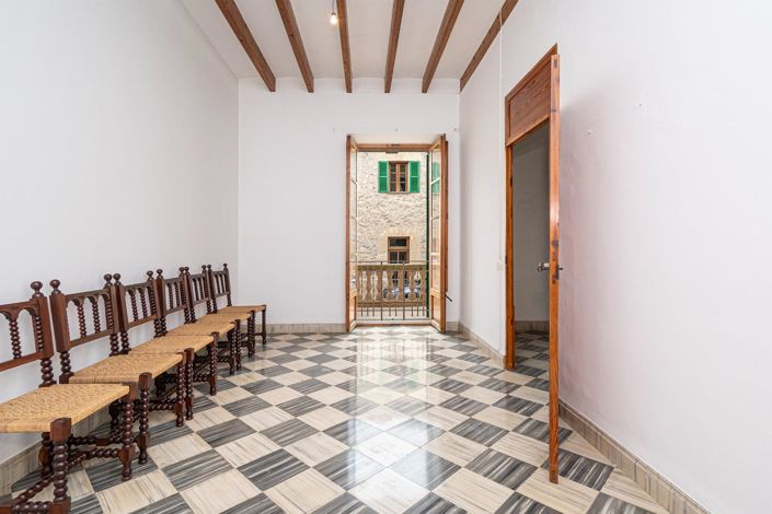 Image No.11-4 Bed Village House for sale