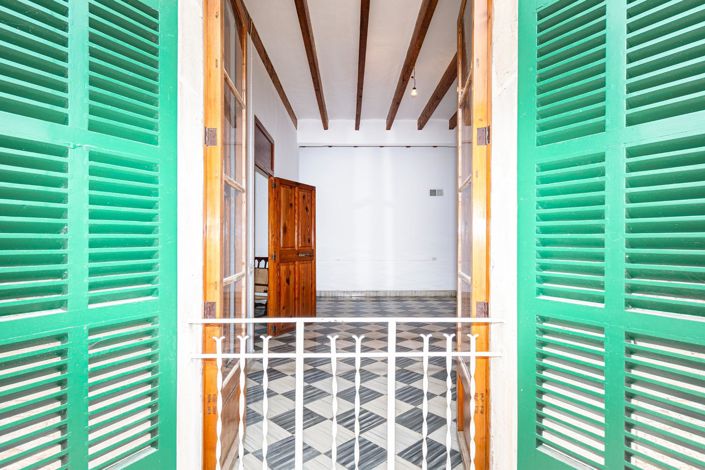 Image No.13-4 Bed Village House for sale