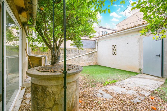 Image No.26-4 Bed Village House for sale