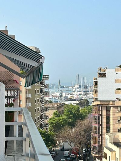 Image No.1-3 Bed Flat for sale