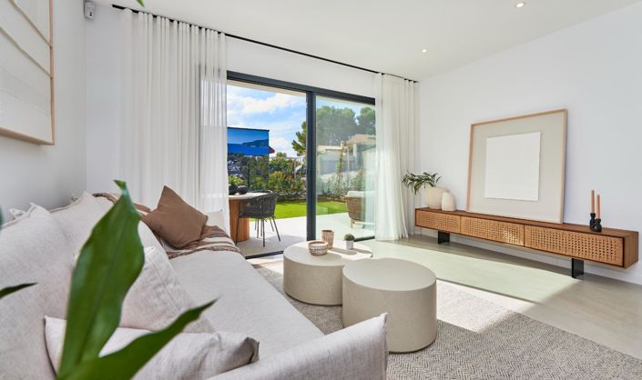 Image No.11-3 Bed Flat for sale