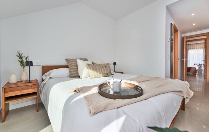 Image No.22-3 Bed Flat for sale