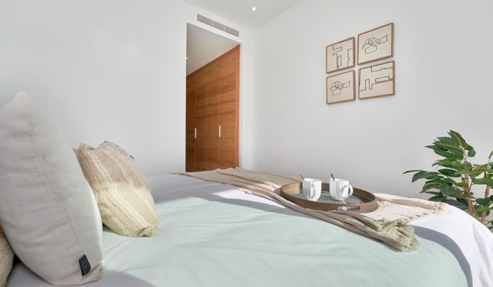 Image No.30-3 Bed Flat for sale