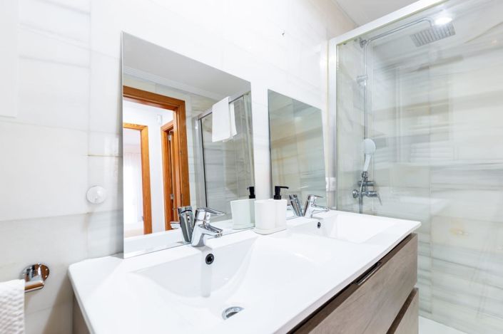 Image No.24-3 Bed Penthouse for sale