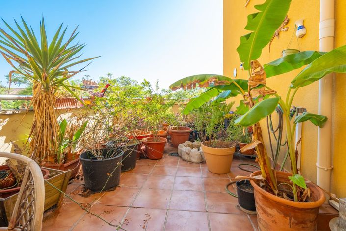 Image No.23-3 Bed Flat for sale