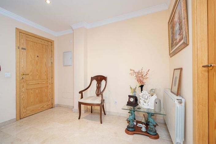 Image No.3-3 Bed Flat for sale