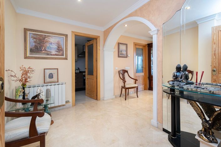 Image No.5-3 Bed Flat for sale