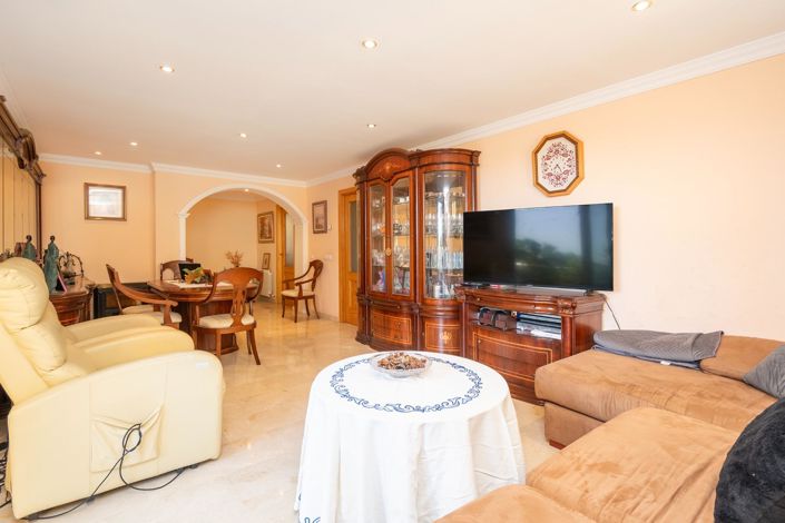 Image No.7-3 Bed Flat for sale