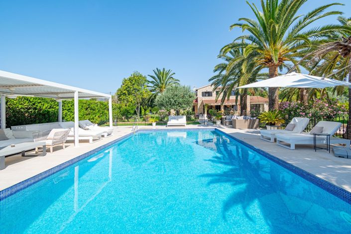 Image No.11-8 Bed Country House for sale