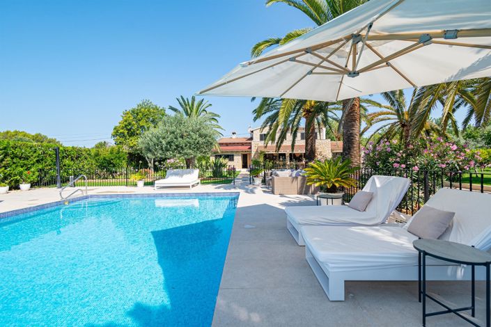 Image No.19-8 Bed Country House for sale