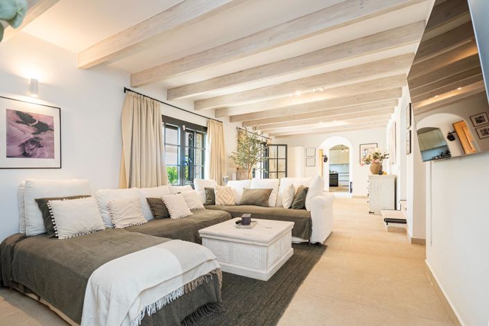 Image No.48-8 Bed Country House for sale