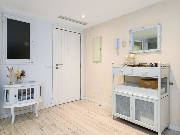 Image No.13-3 Bed Property for sale