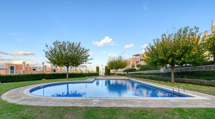 Image No.4-3 Bed Property for sale