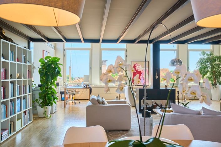 Image No.10-2 Bed House for sale