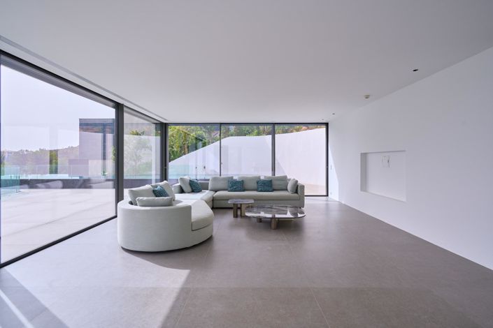 Image No.18-5 Bed Villa for sale