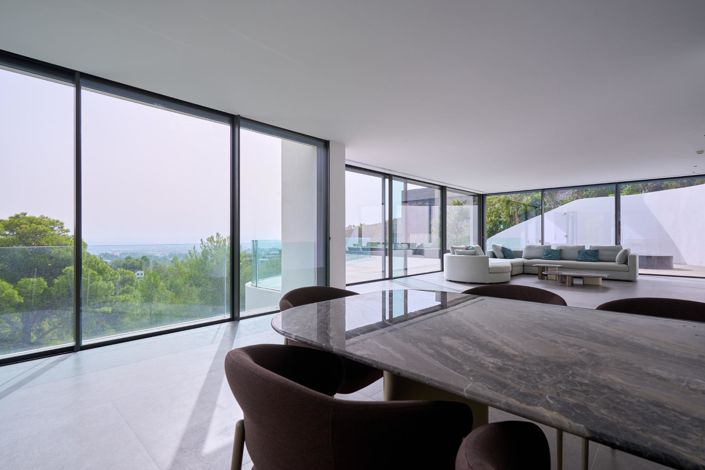 Image No.27-5 Bed Villa for sale