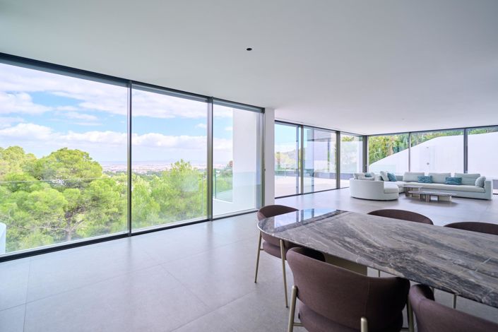 Image No.28-5 Bed Villa for sale