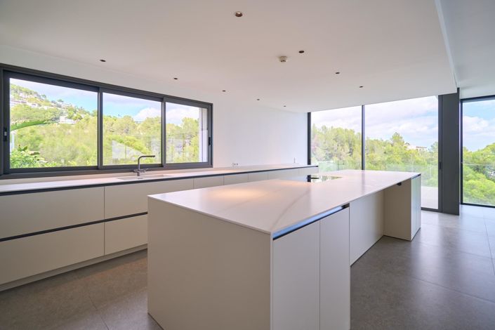 Image No.30-5 Bed Villa for sale