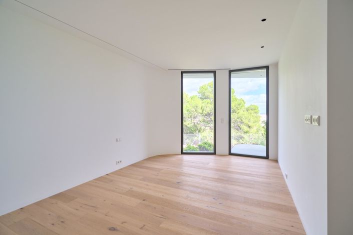 Image No.35-5 Bed Villa for sale