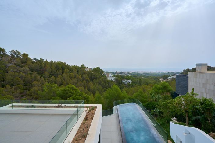 Image No.47-5 Bed Villa for sale